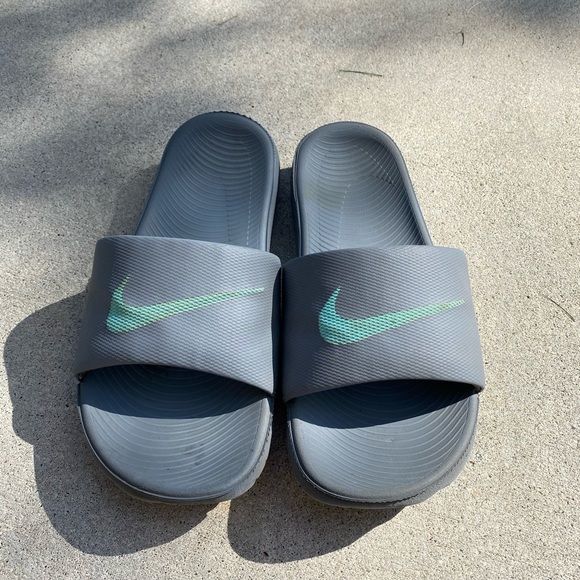 teal nike sandals